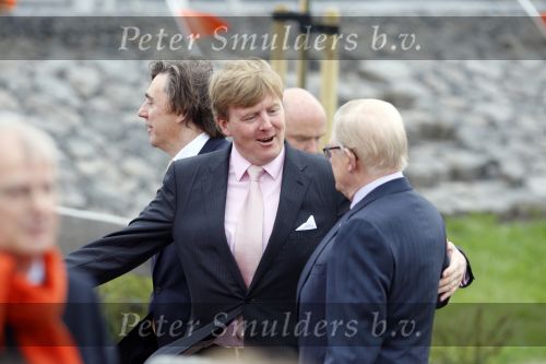 Makkum en Franeker30 april 2008
Koninginnedag 2008 met Koningin Beatrix Prins Willem Alexander Friso Constantijn Maurits Floris Pieter Christiaan Pieter v Vollenhoven en de prinsessen Maxima Laurentien Mabel Aimee Anita Margriet en Marilene.
Peter Smulders bv