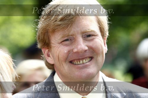 Wassenaar 31 mei 2008
Prinses Maxima en Prins Willem Alexander openen de beeldentuin bij het stadhuis van Wassenaar.