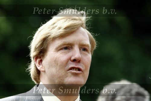 Wassenaar 31 mei 2008
Prinses Maxima en Prins Willem Alexander openen de beeldentuin bij het stadhuis van Wassenaar.