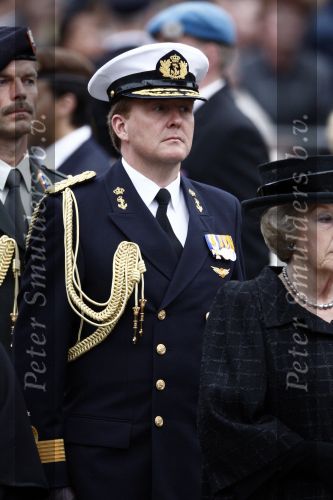 Amsterdam 4 mei 2009
Dodenherdenking op de dam met oa aanwezig Koningin Beatrix Prins Willem Alexander en prinses maxima.
Peter Smulders bv