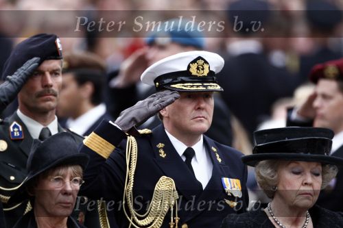 Amsterdam 4 mei 2009
Dodenherdenking op de dam met oa aanwezig Koningin Beatrix Prins Willem Alexander en prinses maxima.
Peter Smulders bv