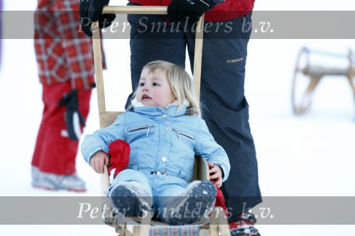 Lech 10 februari 2008
Fotosessie Koninklijke familie. Aanwezig waren Koningin Beatrix Maxima Prins Willem Alexander Amalai Alexia A
Peter Smulders bv