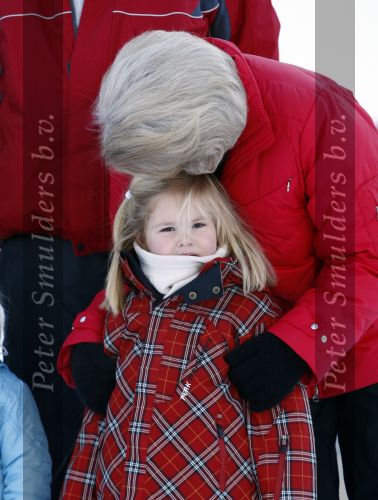 Lech 10 februari 2008
Fotosessie Koninklijke familie. 
Prinses Amalia met Koningin Beatrix