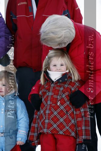 Lech 10 februari 2008
Fotosessie Koninklijke familie. 
Prinses Amalia met Koningin Beatrix