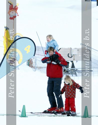 Lech 10 februari 2008
Fotosessie Koninklijke familie. 
Prinses Amalia met Prinses Alexia en Prins Willem Alexander