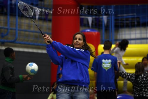 Almere 20 maart 2009
Prins Pieter Christiaan en zijn vrouw Prinses Anita bij sporthal in almere voor Make a difference day.
Peter Smulders bv