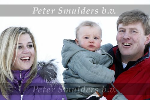 Lech 10 februari 2008
Fotosessie Koninklijke familie. Aanwezig waren Koningin Beatrix Maxima Prins Willem Alexander Amalai Alexia Ariane Prins Constantijn Prinses Laurentien Eloise Claus Cazimir en Elenore.