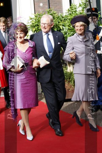 Den Haag 20 oktober 2007
Doop prinses Ariane . Pieter v Vollenhoven met prinses Margriet en Prinses Irene