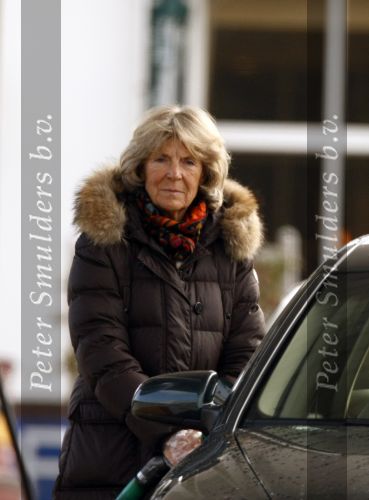 Wijk bij Duurstede 28 februari 2009
Prinses Irene staat te tanken.
Peter Smulders bv