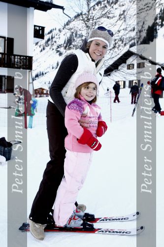Lech 10 februari 2008
Fotosessie Koninklijke familie. Aanwezig waren Koningin Beatrix Maxima Prins Willem Alexander Amalai Alexia Ariane Prins Constantijn Prinses Laurentien Eloise Claus Cazimir en Elenore.