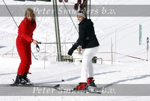 Lech 16 februari 2009
Fotosessie met de koninklijke familie in Oberlech. Koningin Beatrix Prins Willem Alexander Prinses Maxima Amalia Alexia Ariane Prins Constantijn Prins es Laurentien Claus Cazimir Eloise en  Leonore.
Peter Smulders bv