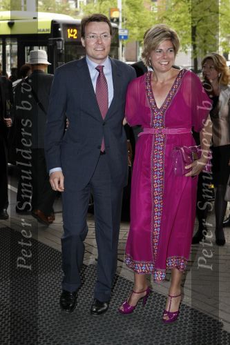 Amsterdam 16 april 2009
Prinses laurentien en Prins Constantijn bij concertgebouw.
Peter Smulders bv