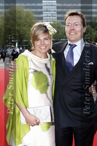 Utrecht 28 april 2009
Pieter v Vollenhoven viert zijn 70e verjaardag in het Beatrix theater in Utrecht. Prinses laurentien en Prins Constantijn
Peter Smulders bv