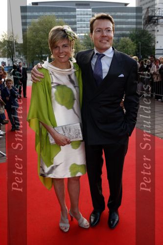 Utrecht 28 april 2009
Pieter v Vollenhoven viert zijn 70e verjaardag in het Beatrix theater in Utrecht. Prinses laurentien en Prins Constantijn
Peter Smulders bv