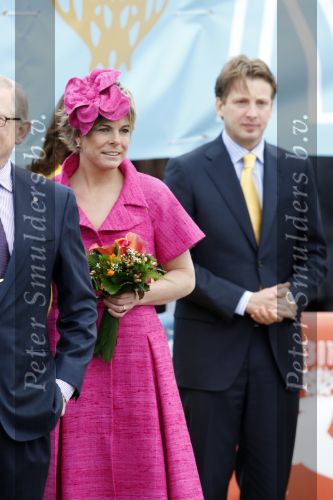Makkum en Franeker30 april 2008
Koninginnedag 2008 met Koningin Beatrix Prins Willem Alexander Friso Constantijn Maurits Floris Pieter Christiaan Pieter v Vollenhoven en de prinsessen Maxima Laurentien Mabel Aimee Anita Margriet en Marilene.
Peter Smulders bv