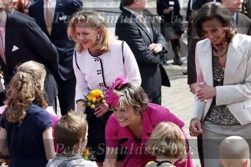 Makkum en Franeker30 april 2008
Koninginnedag 2008 met Koningin Beatrix Prins Willem Alexander Friso Constantijn Maurits Floris Pieter Christiaan Pieter v Vollenhoven en de prinsessen Maxima Laurentien Mabel Aimee Anita Margriet en Marilene.
Peter Smulders bv
