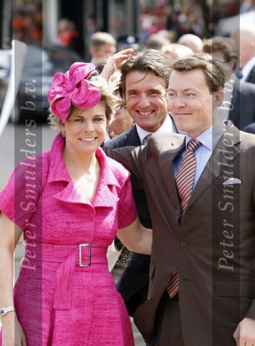 Makkum en Franeker30 april 2008
Koninginnedag 2008 met Koningin Beatrix Prins Willem Alexander Friso Constantijn Maurits Floris Pieter Christiaan Pieter v Vollenhoven en de prinsessen Maxima Laurentien Mabel Aimee Anita Margriet en Marilene.
Peter Smulders bv