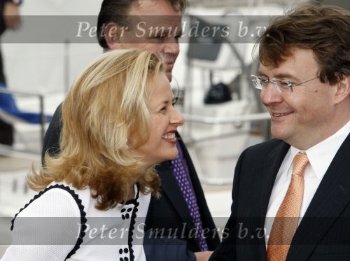 Makkum en Franeker30 april 2008
Koninginnedag 2008 met Koningin Beatrix Prins Willem Alexander Friso Constantijn Maurits Floris Pieter Christiaan Pieter v Vollenhoven en de prinsessen Maxima Laurentien Mabel Aimee Anita Margriet en Marilene.
Peter Smulders bv