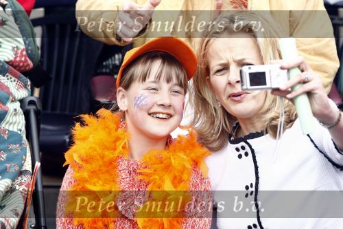 Makkum en Franeker30 april 2008
Koninginnedag 2008 met Koningin Beatrix Prins Willem Alexander Friso Constantijn Maurits Floris Pieter Christiaan Pieter v Vollenhoven en de prinsessen Maxima Laurentien Mabel Aimee Anita Margriet en Marilene.
Peter Smulders bv