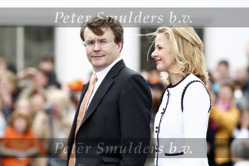 Makkum en Franeker30 april 2008
Koninginnedag 2008 met Koningin Beatrix Prins Willem Alexander Friso Constantijn Maurits Floris Pieter Christiaan Pieter v Vollenhoven en de prinsessen Maxima Laurentien Mabel Aimee Anita Margriet en Marilene.
Peter Smulders bv