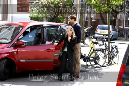 Amsterdam 2 mei 2008
Prinses Margarita en haar verloofde / vriend Tjalling winkelen op de pc hooftstraat op de dag waarvan verteld werd dat ze zouden trouwen.
Peter Smulders bv