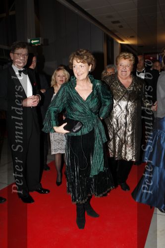 Amsterdam 19 december 2007
Prinses Margriet en Pieter v Volenhoven arriveren bij de RAI bij de sportman van het jaar. Erica Terpstra ontvangt ze.
