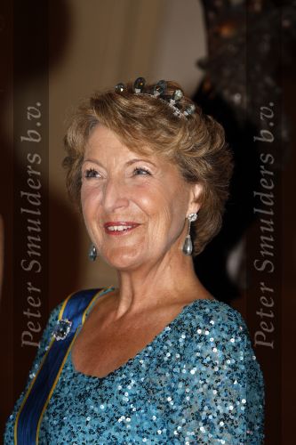 Den Haag 22 april 2009
Diner met de koninklijke familie van zweden en nederland. Aanwezig waren Prinses Maxima Koningin Beatrix Prins Willem Alexander Prinses Margriet Koning Carl Gustav en Koningin Silvia.
Peter Smulders bv