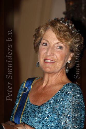 Den Haag 22 april 2009
Diner met de koninklijke familie van zweden en nederland. Aanwezig waren Prinses Maxima Koningin Beatrix Prins Willem Alexander Prinses Margriet Koning Carl Gustav en Koningin Silvia.
Peter Smulders bv