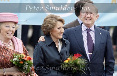 Makkum en Franeker30 april 2008
Koninginnedag 2008 met Koningin Beatrix Prins Willem Alexander Friso Constantijn Maurits Floris Pieter Christiaan Pieter v Vollenhoven en de prinsessen Maxima Laurentien Mabel Aimee Anita Margriet en Marilene.
Peter Smulders bv