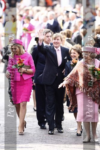 Makkum en Franeker30 april 2008
Koninginnedag 2008 met Koningin Beatrix Prins Willem Alexander Friso Constantijn Maurits Floris Pieter Christiaan Pieter v Vollenhoven en de prinsessen Maxima Laurentien Mabel Aimee Anita Margriet en Marilene.
Peter Smulders bv