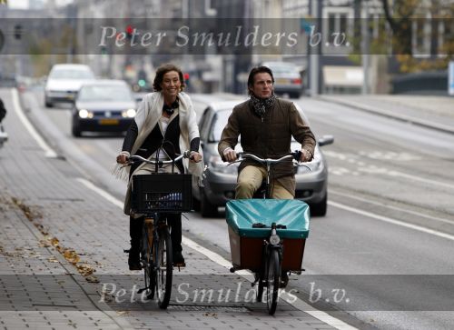 Amsterdam 3 november 2007
Prins Maurits en Prinses Marilene bij La Luz voor Make a Different day. Ze kwamen met de bakfiets.