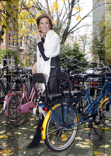 Amsterdam 3 november 2007
Prins Maurits en Prinses Marilene bij La Luz voor Make a Different day. Ze kwamen met de bakfiets.