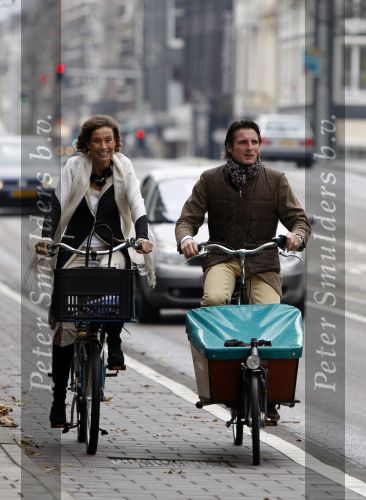 Amsterdam 3 november 2007
Prins Maurits en Prinses Marilene bij La Luz voor Make a Different day. Ze kwamen met de bakfiets.
