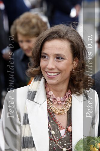 Makkum en Franeker30 april 2008
Koninginnedag 2008 met Koningin Beatrix Prins Willem Alexander Friso Constantijn Maurits Floris Pieter Christiaan Pieter v Vollenhoven en de prinsessen Maxima Laurentien Mabel Aimee Anita Margriet en Marilene.
Peter Smulders bv