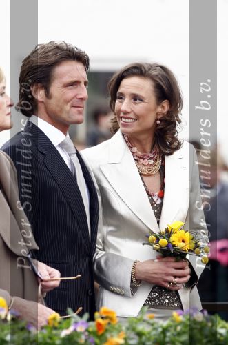 Makkum en Franeker30 april 2008
Koninginnedag 2008 met Koningin Beatrix Prins Willem Alexander Friso Constantijn Maurits Floris Pieter Christiaan Pieter v Vollenhoven en de prinsessen Maxima Laurentien Mabel Aimee Anita Margriet en Marilene.
Peter Smulders bv