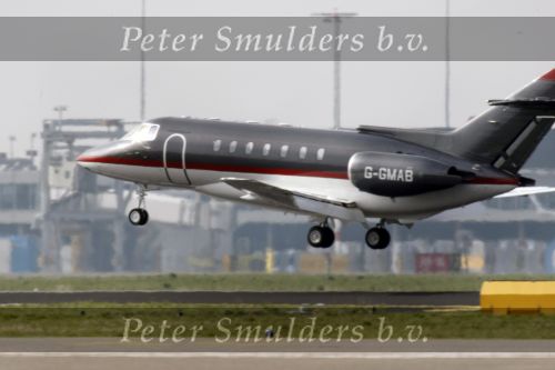 Schiphol 15 maart 2008
Lionel Ritchie arriveert met een prive vliegtuig op schiphol oost. Mike Dobbinga ontvangt hem.
Peter Smulders bv