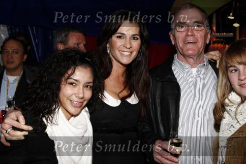 Amsterdam 29 februari 2008
Premiere Circus du soleil. Quinty Trustfull met vader en dochter
Peter Smulders bv