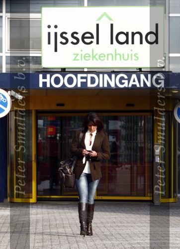 Capelle aan de Ijssel 15 januari 2009
Rachel Hazes op bezoek bij haar moeder die in het Ijsselland ziekenhuis is geopereerd.
Peter Smulders bv