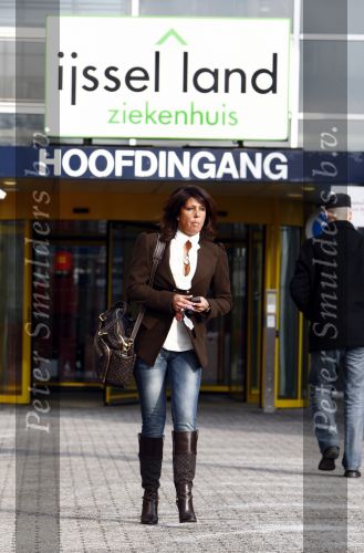Capelle aan de Ijssel 15 januari 2009
Rachel Hazes op bezoek bij haar moeder die in het Ijsselland ziekenhuis is geopereerd.
Peter Smulders bv