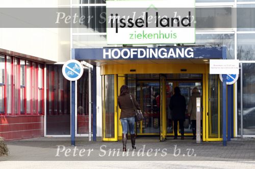 Capelle aan de Ijssel 15 januari 2009
Rachel Hazes op bezoek bij haar moeder die in het Ijsselland ziekenhuis is geopereerd.
Peter Smulders bv