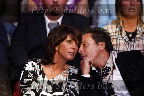 Amsterdam 26 mei 2008
 Rachel Hazes met haar neef tijdens het meezing concert van Andre Hazes in de arena.