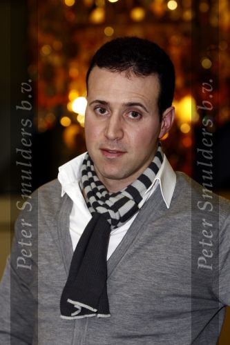 Breda 11 februari 2009
De marokaanse zanger Rachid bij hotel Princeville.
Peter Smulders bv