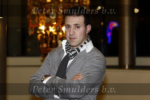 Breda 11 februari 2009
De marokaanse zanger Rachid bij hotel Princeville.
Peter Smulders bv