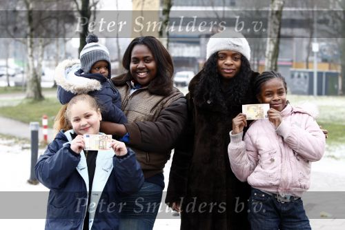 Amsterdam 4 februari 2009
Ramona Rjesus met haar kinderen en kleinkind.
Peter Smulders bv