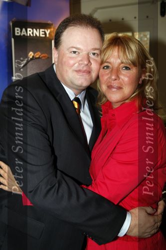 Naarden 17 oktober 2007
Presentatie boek Raymond v Barneveld. Zijn vrouw Sylvia was er ook bij.