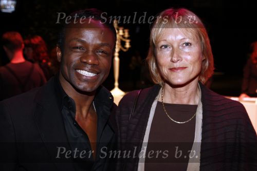 Amsterdam 30 maart 2008
Modeshow Monique Collignon. Regilio Tuur met schoonmoeder
Peter Smulders bv