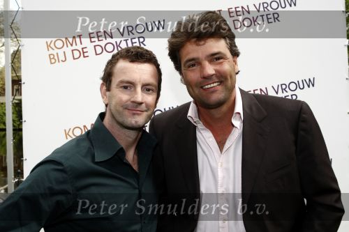 Amsterdam 23 april 2009
Persconferentie ivm de film er komt een vrouw bij de dokter naar het boek van Kluun bij het Hilton. Reinout Oerlemans gaat het regisseren en Anna Drijver Carice v Houten en Barry Atsma gaan de hoofdrollen spelen.
Peter Smulders bv
