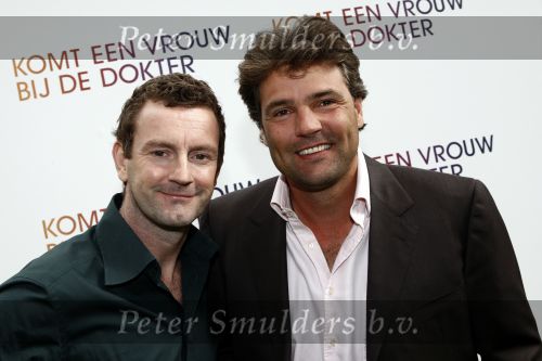 Amsterdam 23 april 2009
Persconferentie ivm de film er komt een vrouw bij de dokter naar het boek van Kluun bij het Hilton. Reinout Oerlemans gaat het regisseren en Anna Drijver Carice v Houten en Barry Atsma gaan de hoofdrollen spelen.
Peter Smulders bv