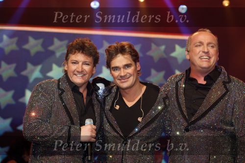 Hilversum 1 februari 2009
De toppers Gordon Rene Froger en Jeroen v d Boom tijdens het nationale songfestival in studio 22.
Jack v Gelder presenteert het programma.
Peter Smulders bv
