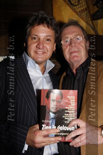 Leidschendam 4 oktober 2007
Presentatie boek Henk de Gier. Henk met Rene Froger